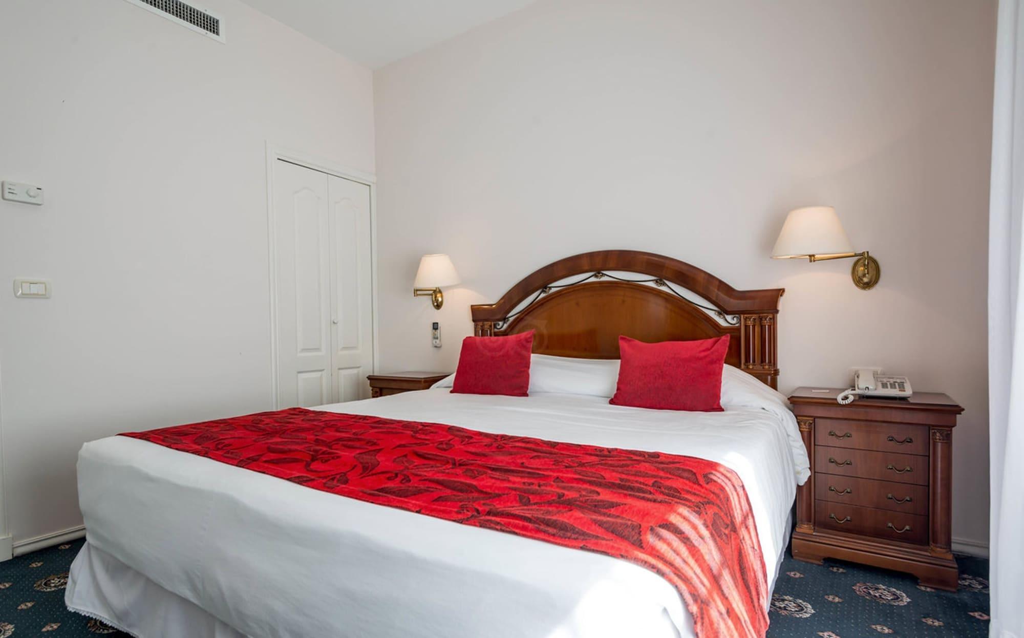 Parque Hotel Jean Clevers Punta del Este Eksteriør billede A guest room at the hotel