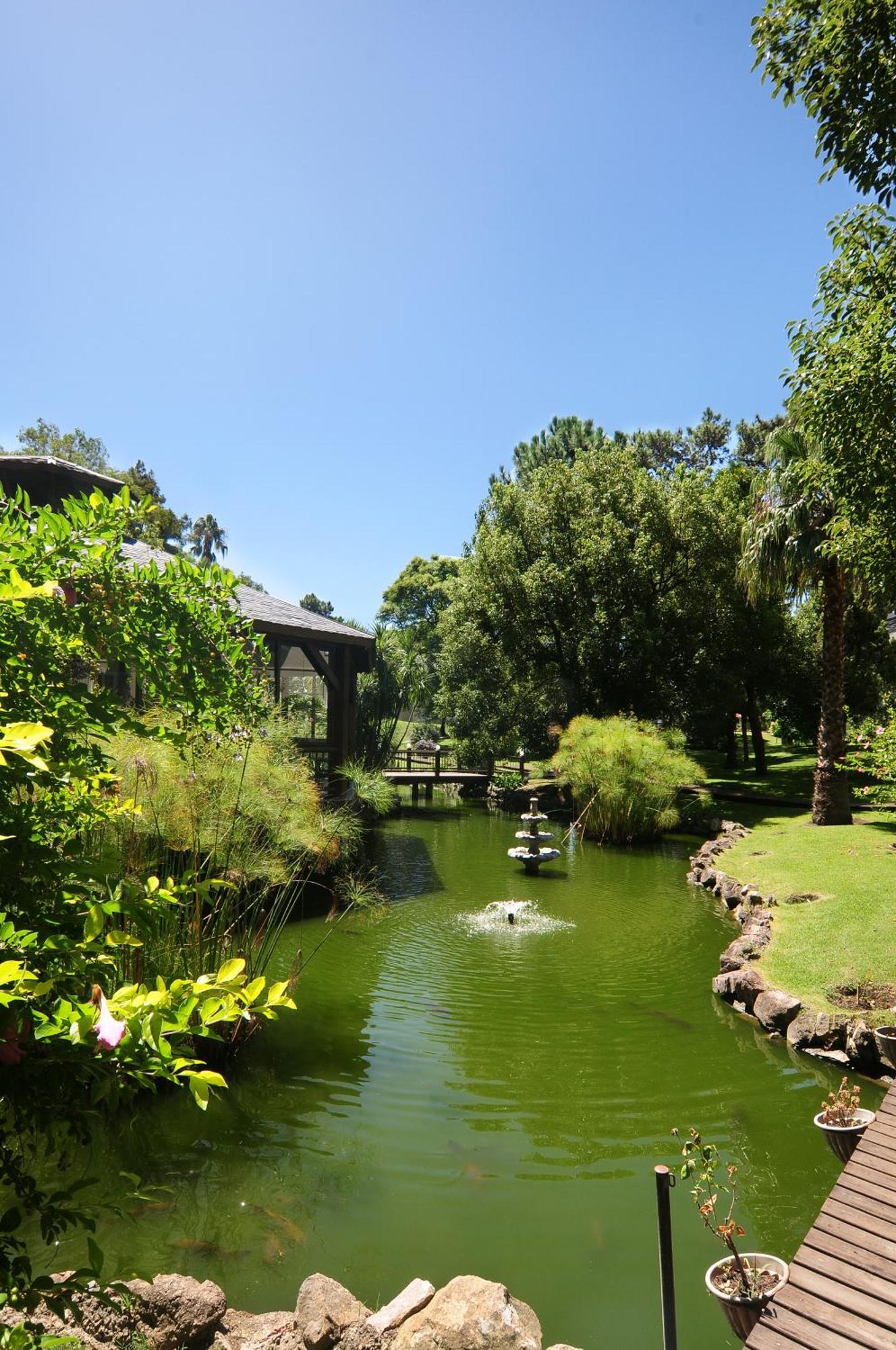 Parque Hotel Jean Clevers Punta del Este Eksteriør billede The lake
