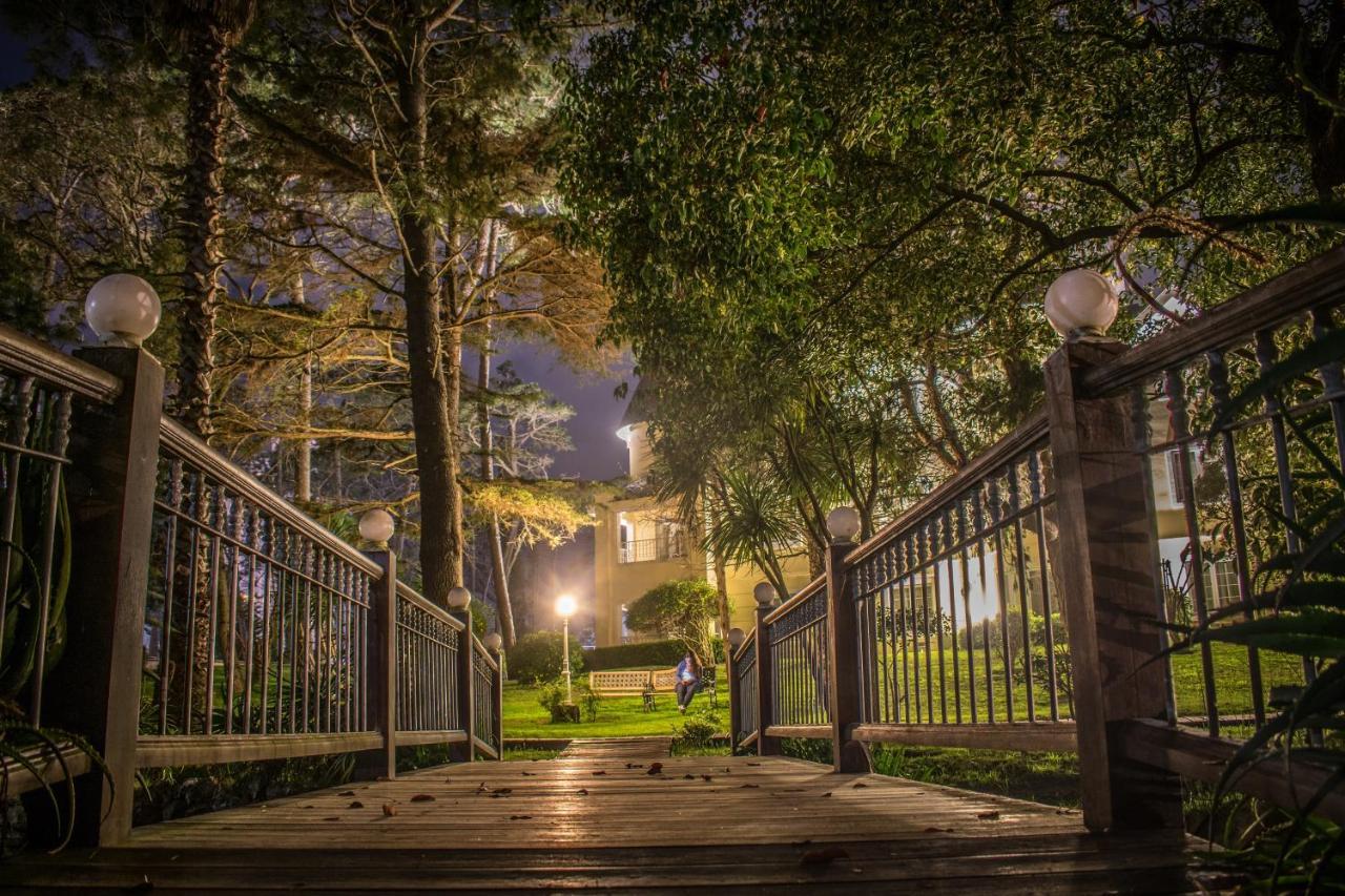 Parque Hotel Jean Clevers Punta del Este Eksteriør billede The entrance to the park